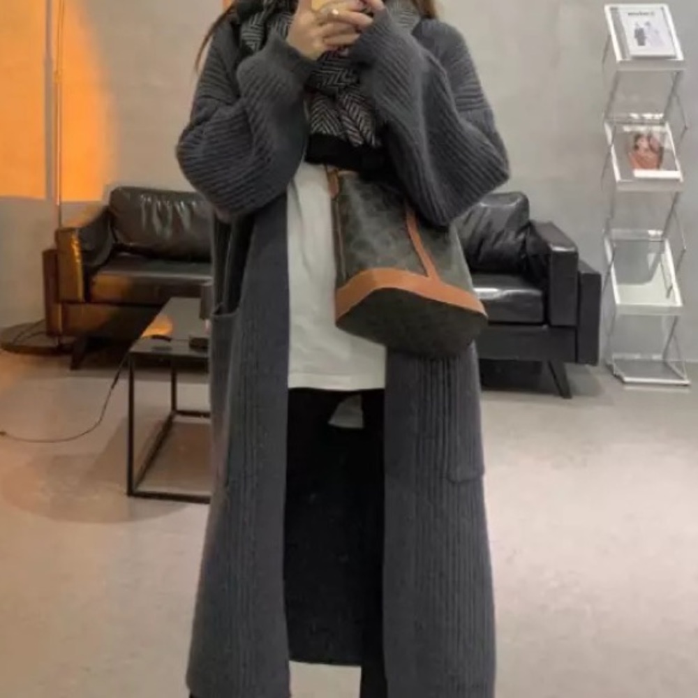 GORGEOUS Chunky Thick Oversized Long Over Knee Rib Tan soft Fuzzy Cardigan Coat - Picture 3 of 13